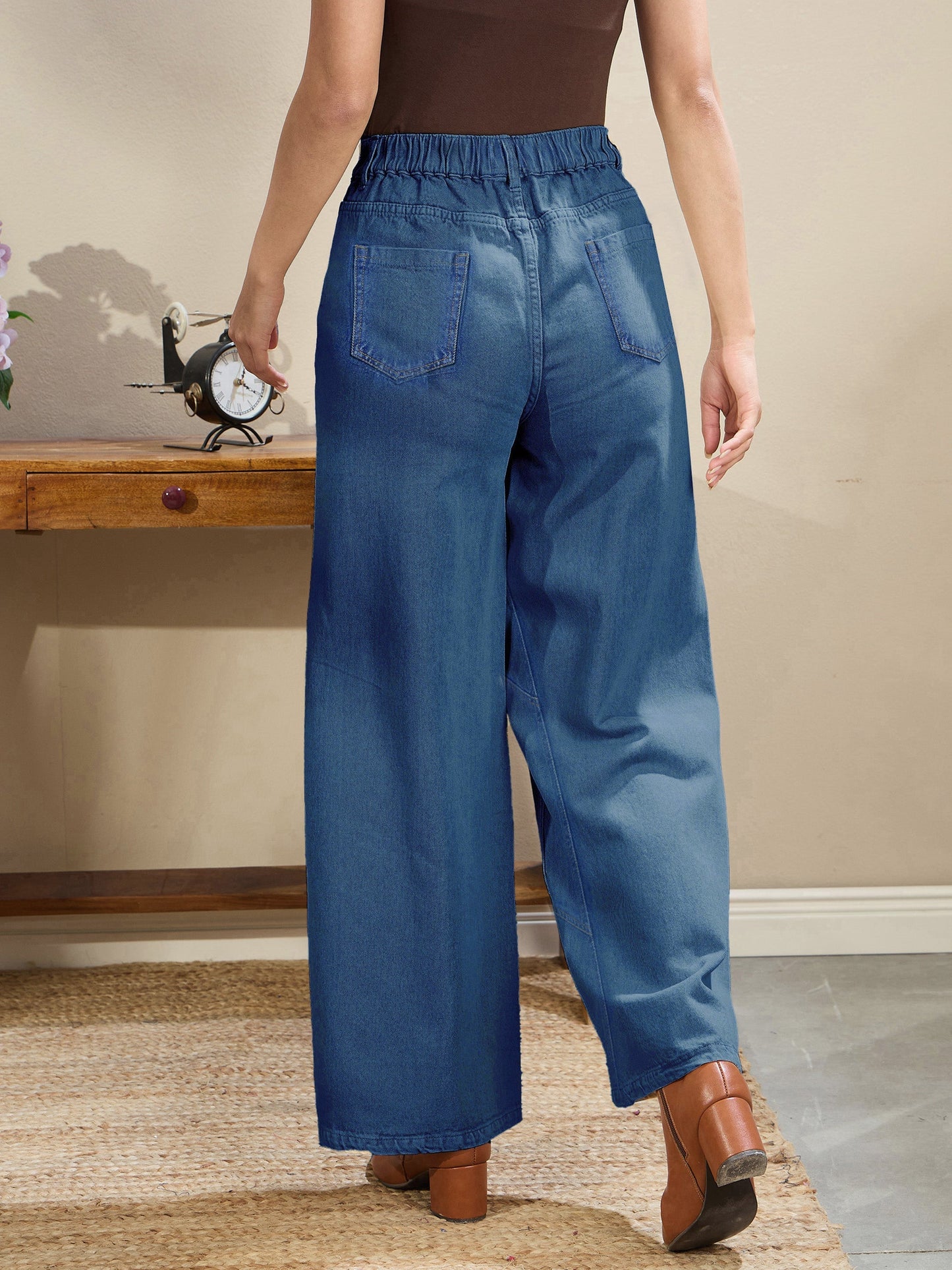 Women Navy High-Rise Stitch Detail Straight Jeans