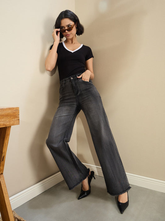 Women Black Wash High Waist Straight Frayed Jeans