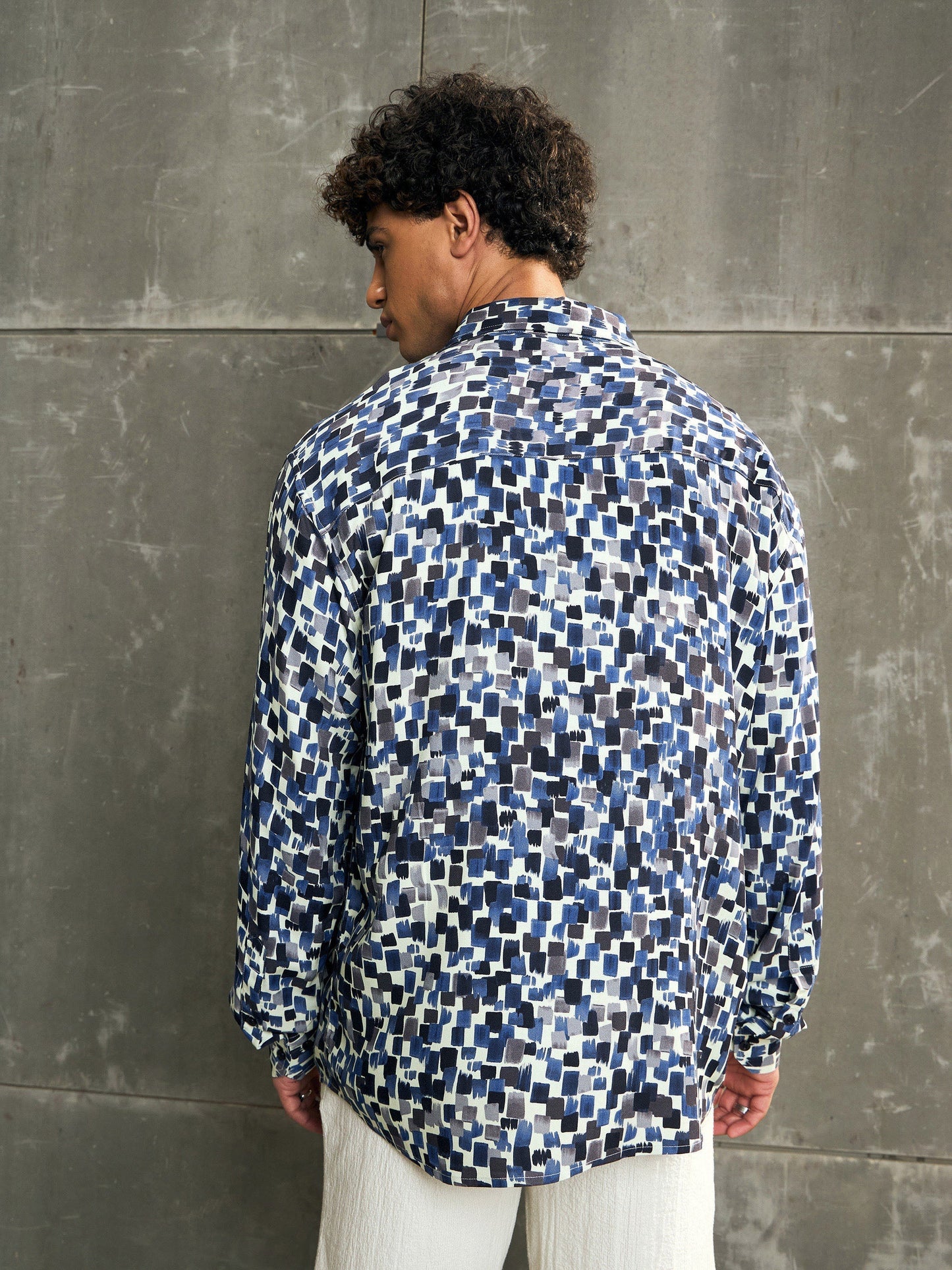 Men Blue & Navy Conversational Print Relax Fit Shirt