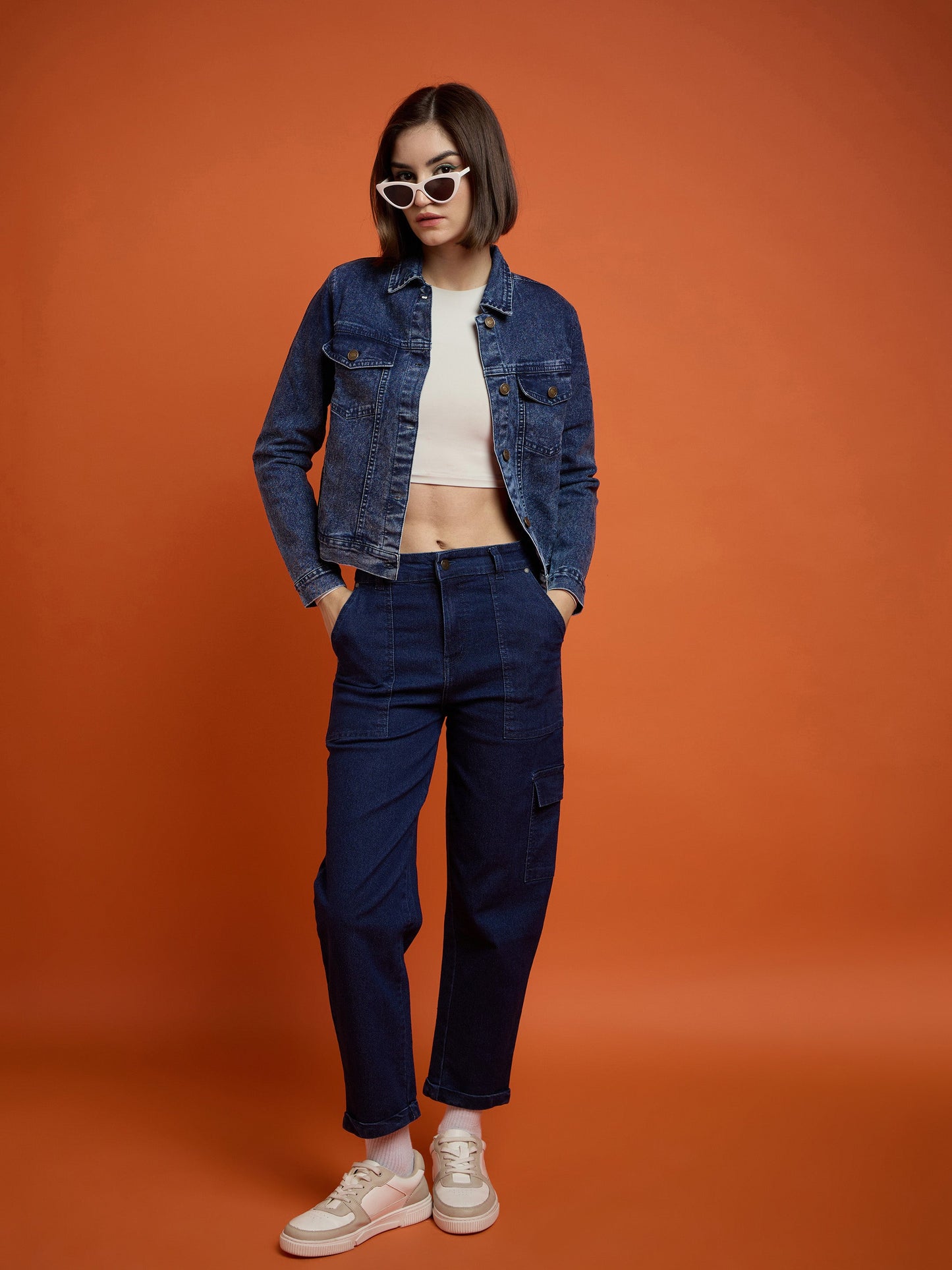 Women Blue Blast Multi Pockets Balloon Fit Jeans