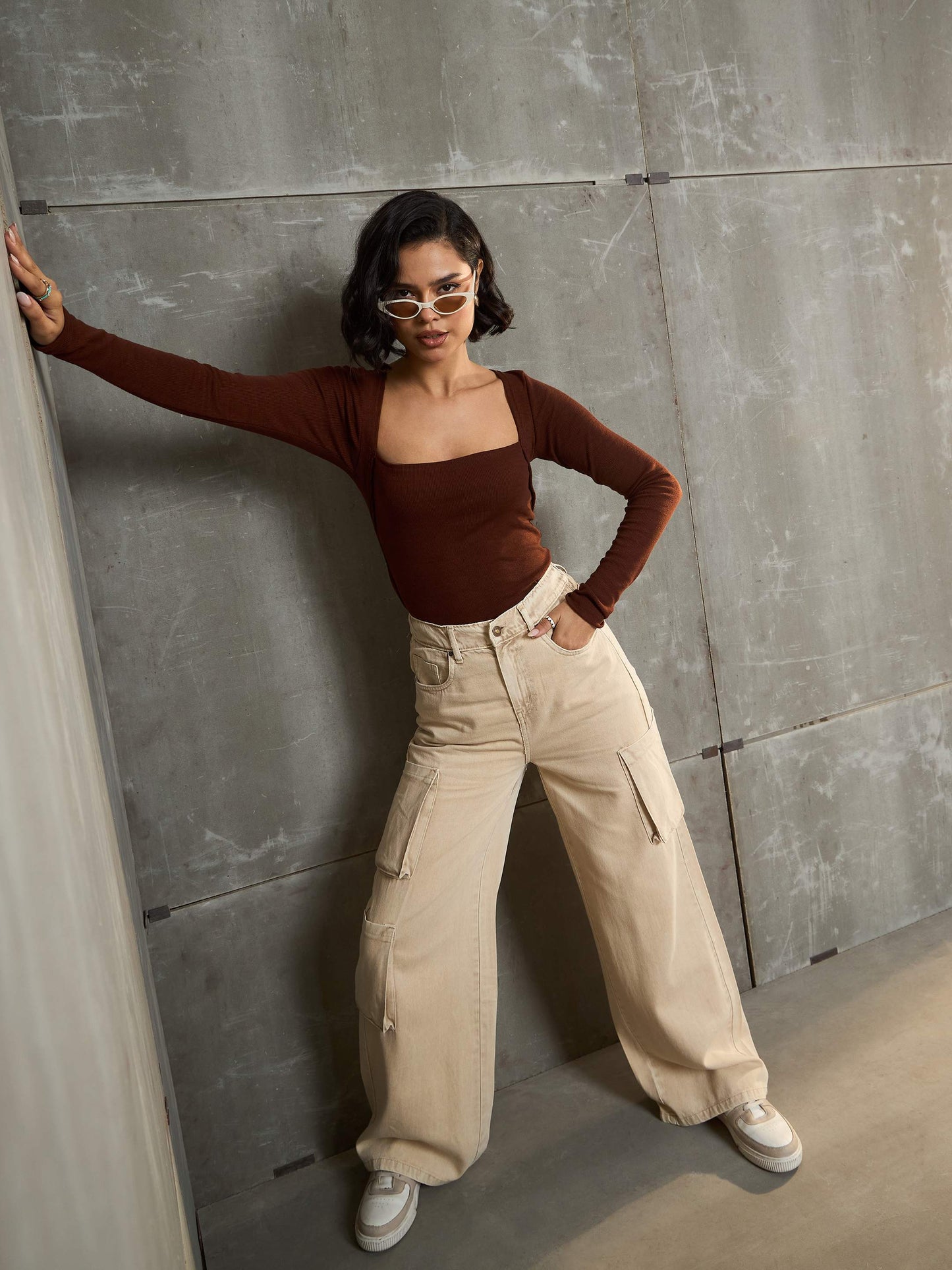 Women Beige Box Pocket Straight Premium Jeans