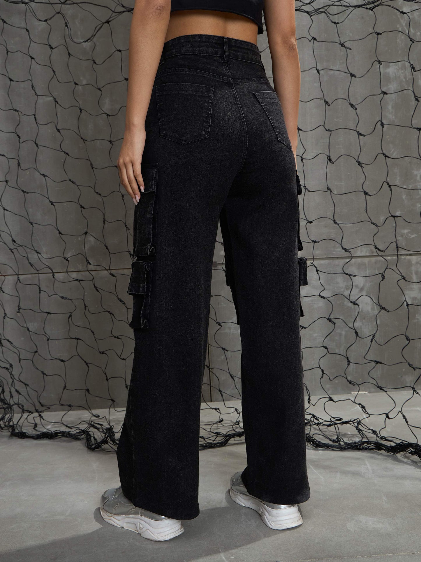 Women Black Washed Denim Multi Pockets Cargo Jeans