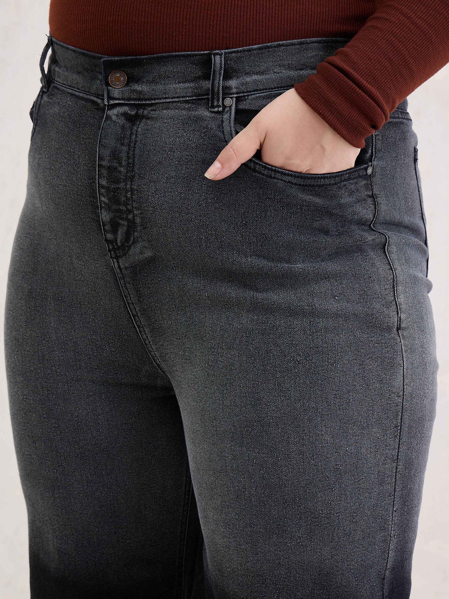 Women Black Ombre Straight Jeans