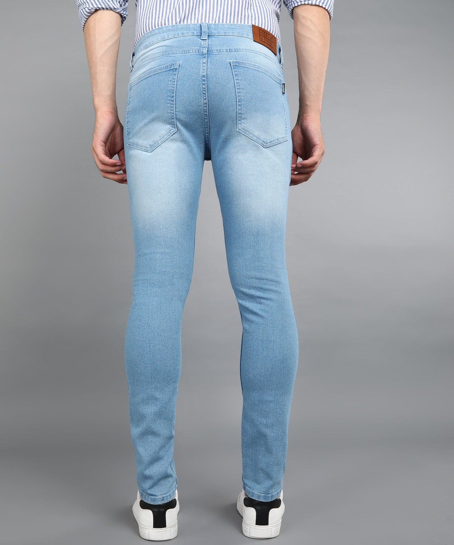 Men's Light Blue Regular Fit Washed Jeans Stretchable