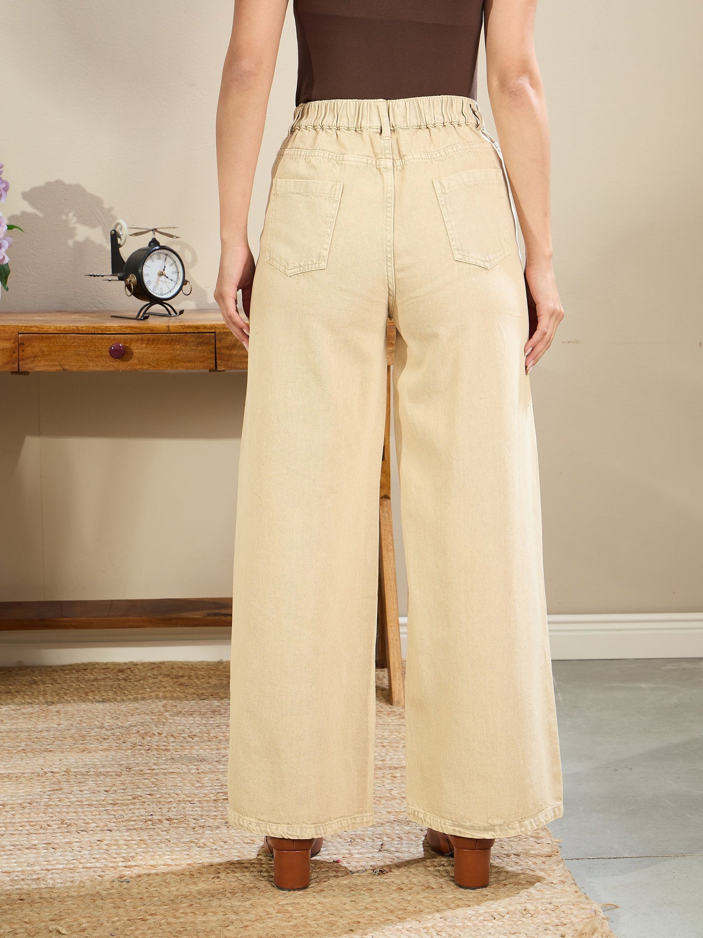 Women Beige High-Rise Stitch Detail Straight Jeans