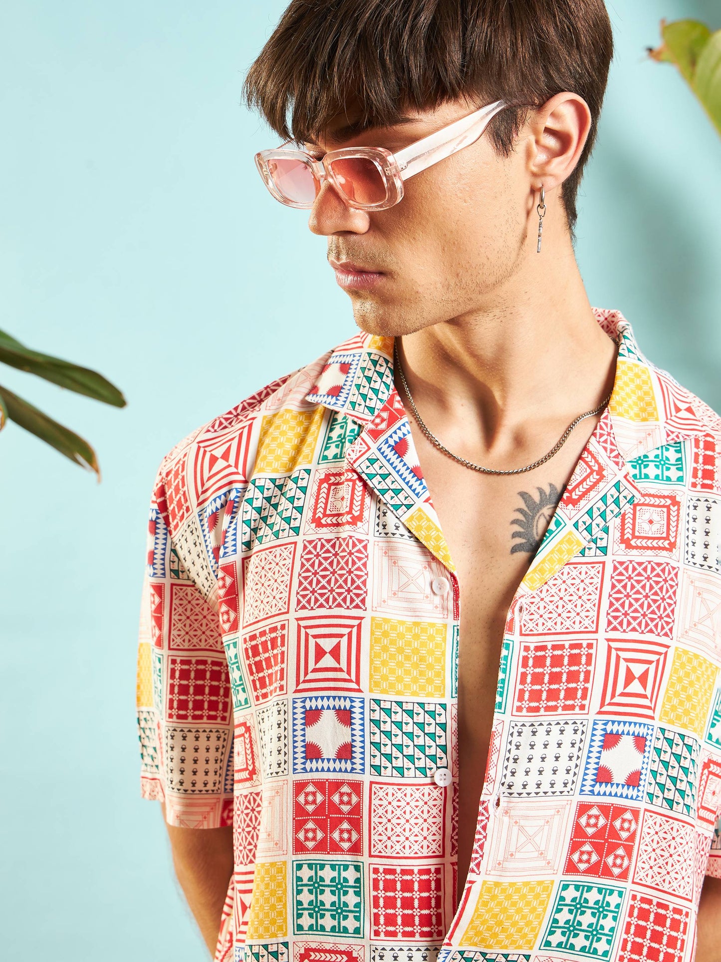 Men White & Red Conversational Print Relax Fit Shirt