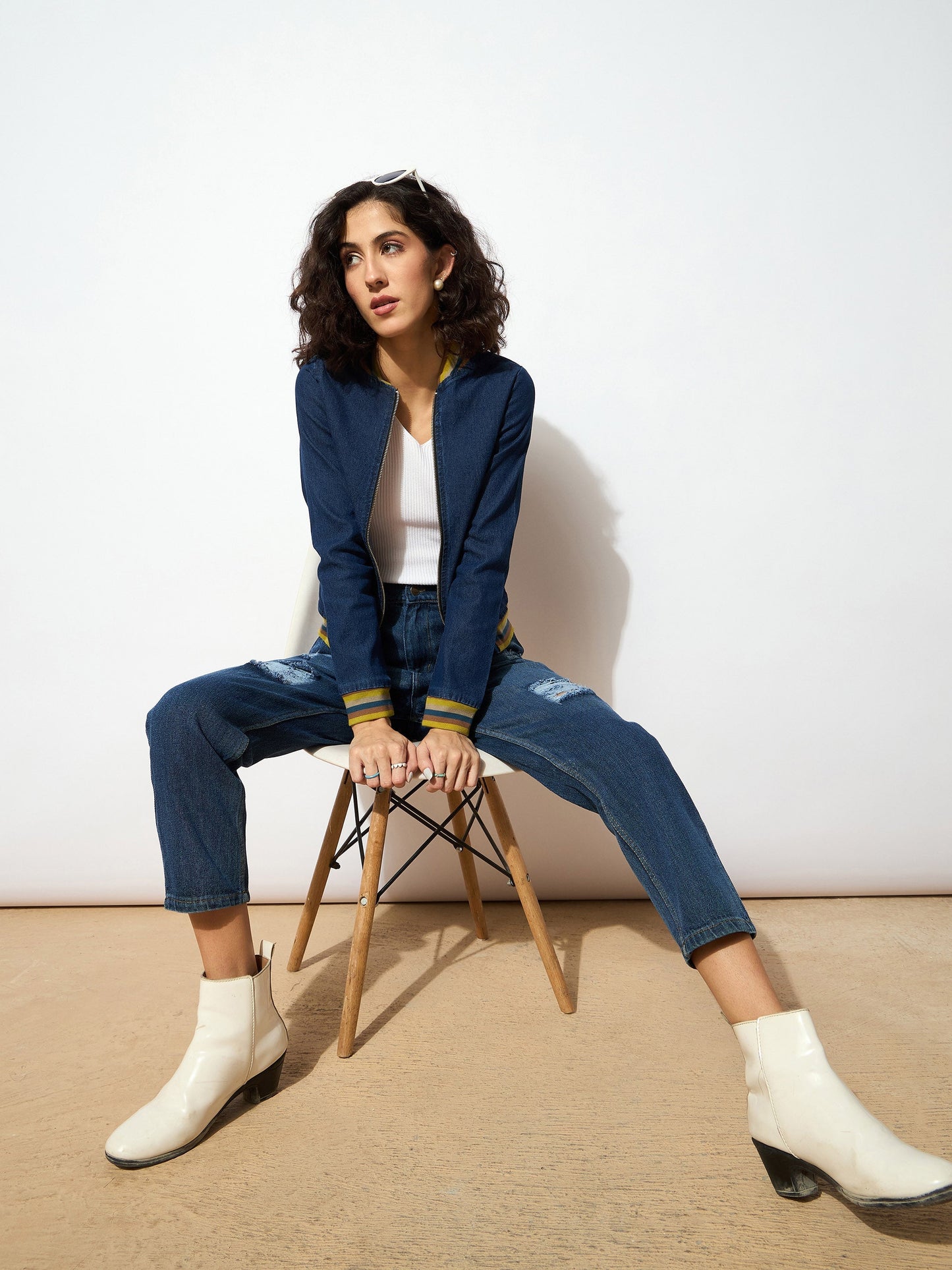 Women Blue High Waist Distressed Knee Jeans