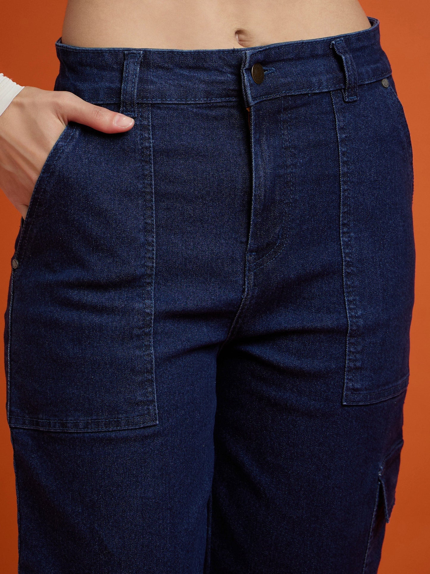 Women Blue Blast Multi Pockets Balloon Fit Jeans